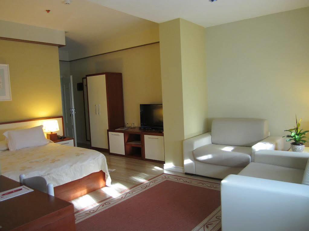 Hotel Sokrat Tirana Exterior photo